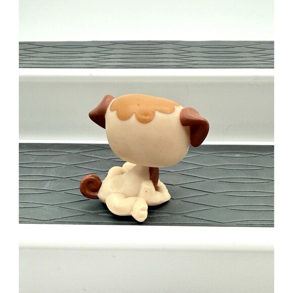 Littlest Pet Shop Authentic # 1753 Tan Pug Brown Flower Patch Blue Eyes Freckles - Picture 3 of 4